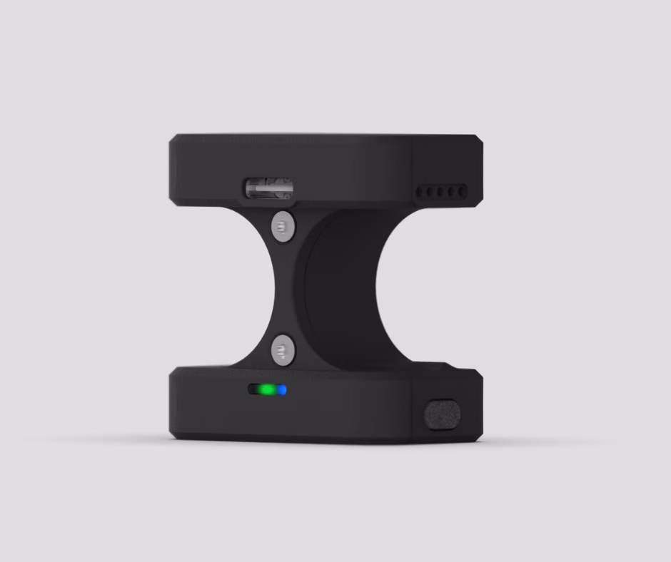 Knucklet hardware detail — front view